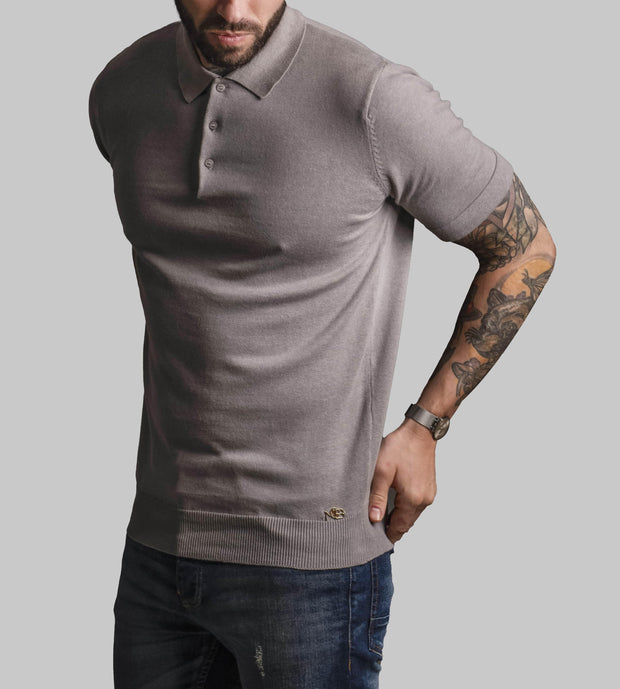 Haus of MOB t MOB Half Sleeve Collar T-shirt